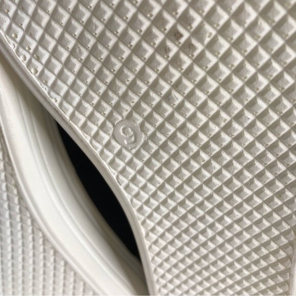 CCOCCI Taylor Hidden Wedge Bootie Sneaker Tassel Zip Black Women Size 9 - Picture 12 of 15